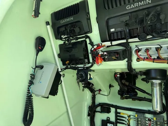 Wicked Tuna Yacht Photos Pics Interior of a 2021 Vernese V23 boat with Garmin navigation equipment.