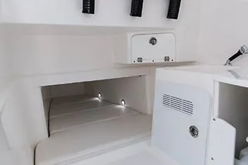 Done Diggin Yacht Photos Pics 