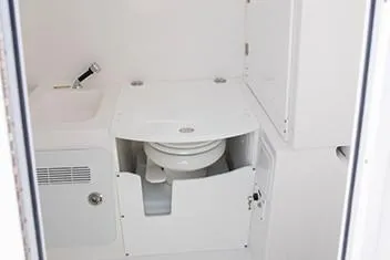 Done Diggin Yacht Photos Pics 