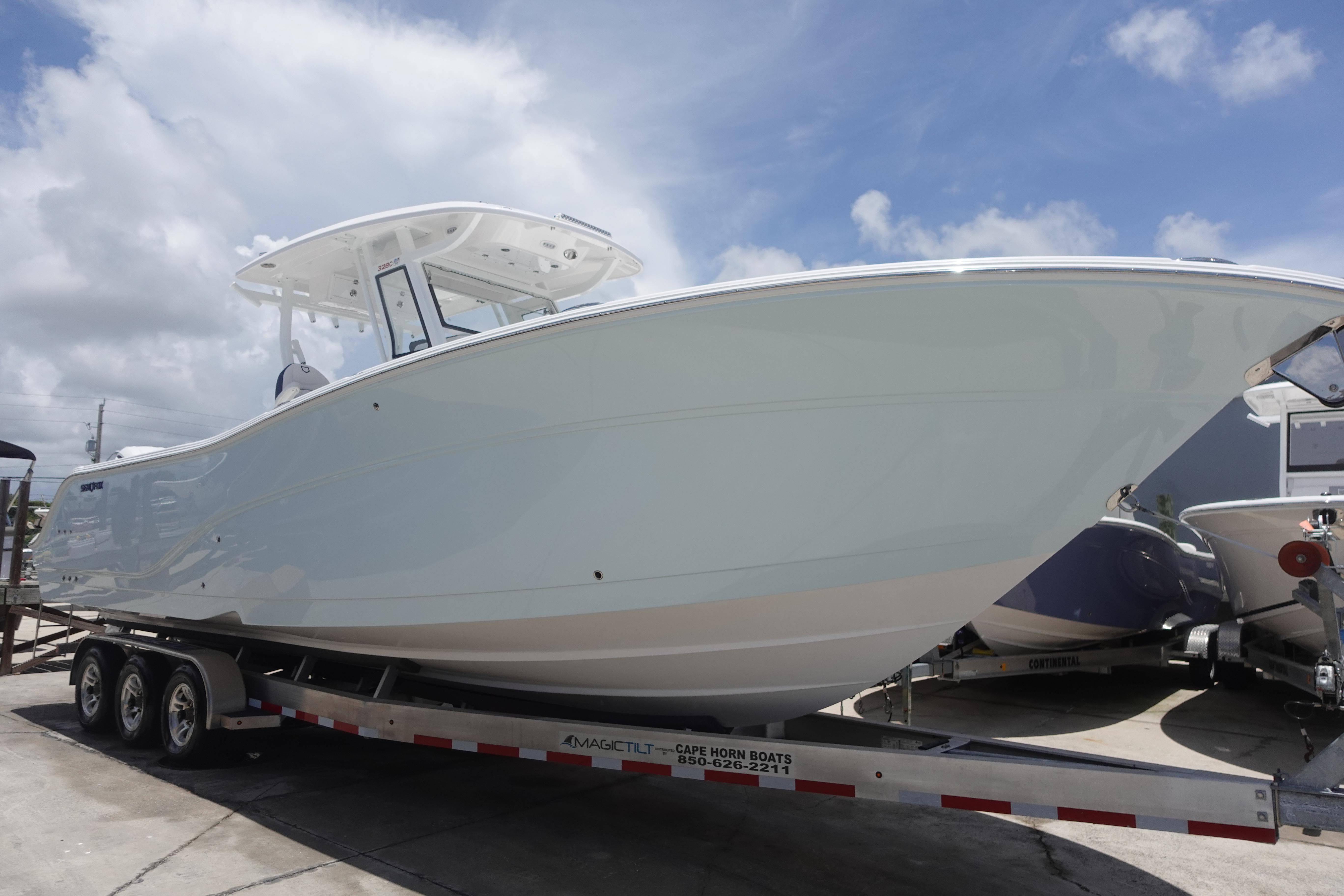 Sea Fox 328 Commander