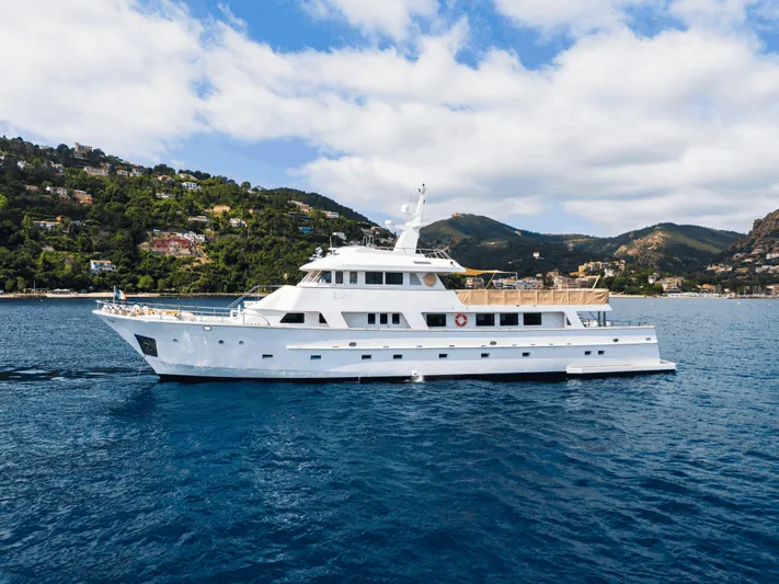 Eva Yacht Photos Pics 