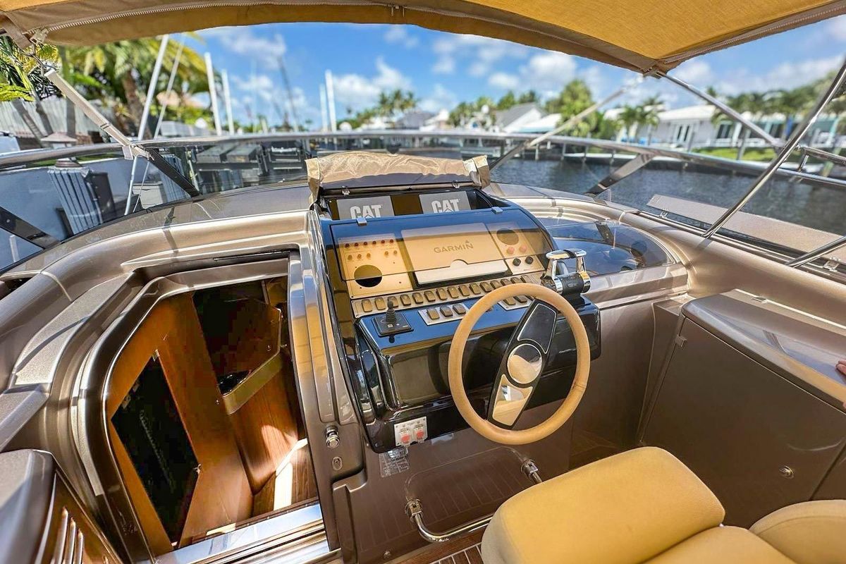 2005 Riva 44 