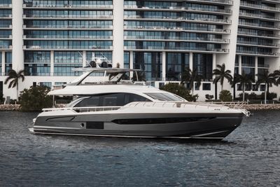 Yacht