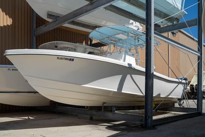 Ocean Master 27 Center Console