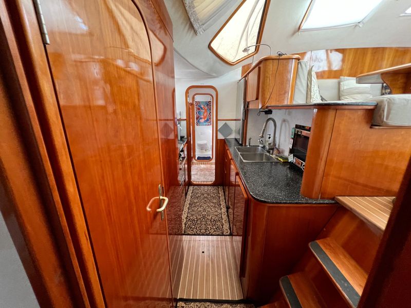 1999 Privilege 42