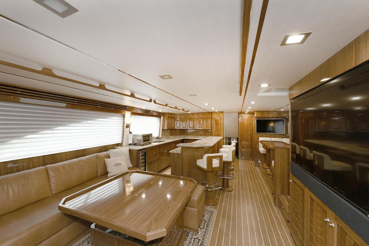 2018 Viking 80 