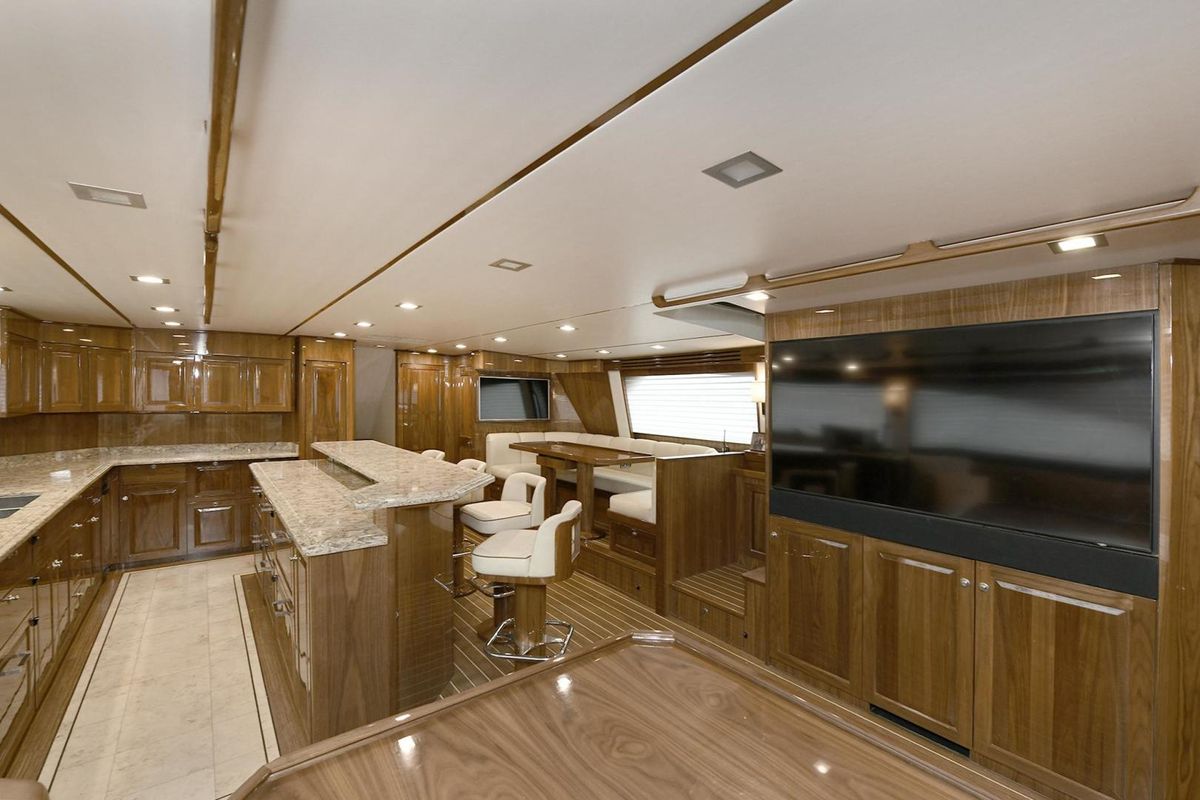 2018 Viking 80 