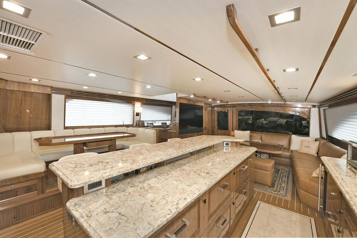 2018 Viking 80 