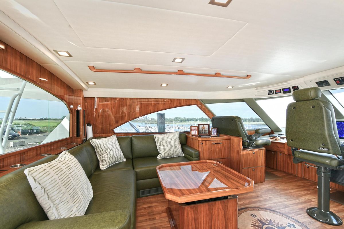 2018 Viking 80 