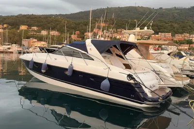 2007 Princess V42