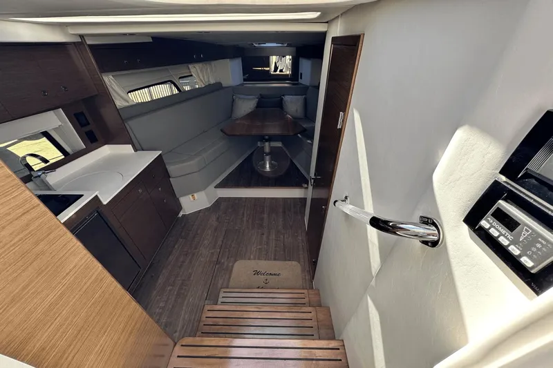 Harvest Time Yacht Photos Pics 