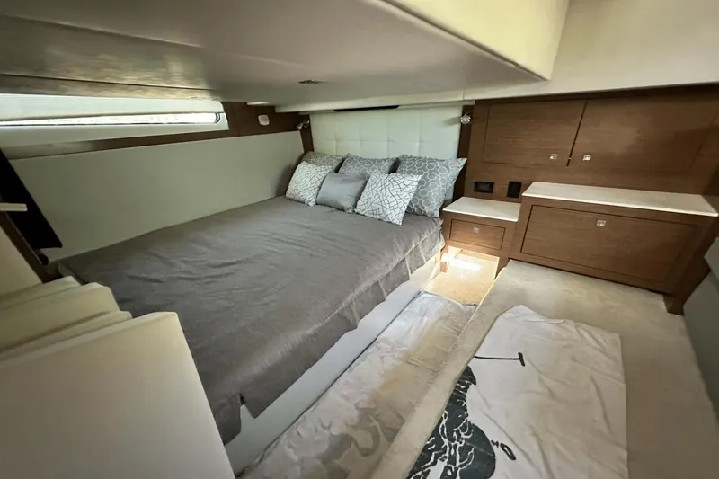 Harvest Time Yacht Photos Pics 