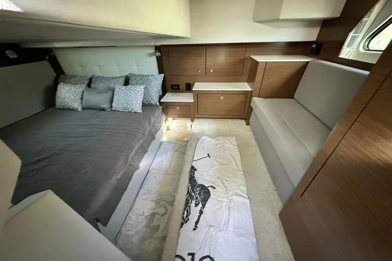 Harvest Time Yacht Photos Pics 