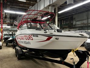 2018 Yamaha Boats 242 X