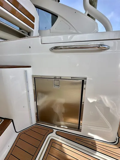 Breeezy Yacht Photos Pics 