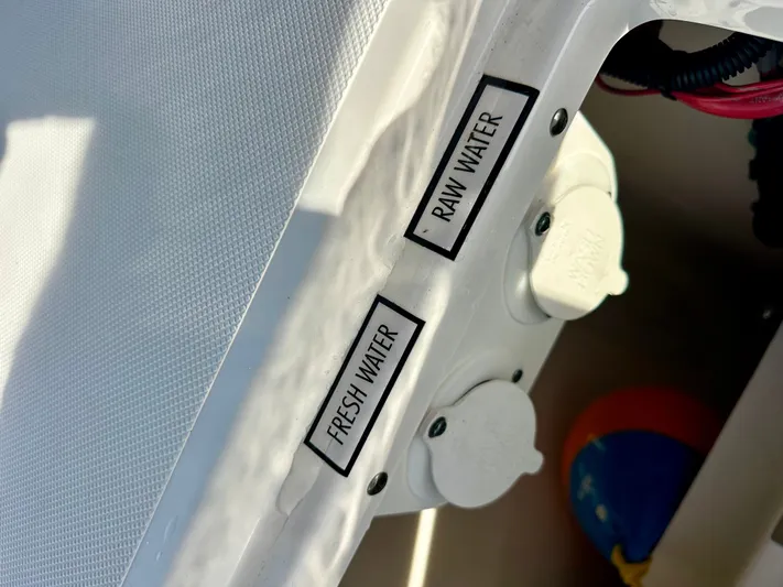 Breeezy Yacht Photos Pics Water connections on Pursuit DC 365 Dual Console 2020.