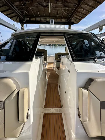 Breeezy Yacht Photos Pics Interior view of 2020 Pursuit DC 365 Dual Console yacht.