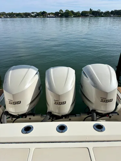 Breeezy Yacht Photos Pics 