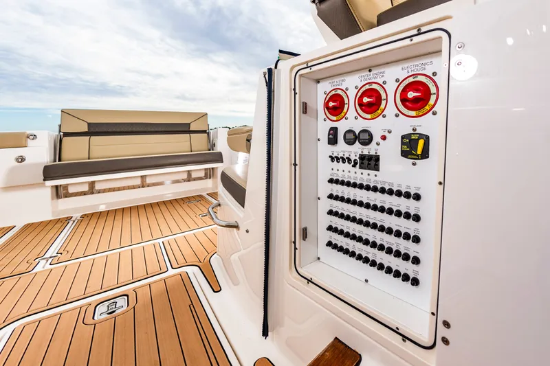 Breeezy Yacht Photos Pics 