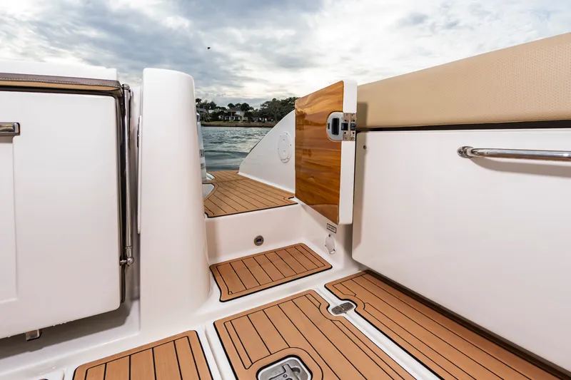 Breeezy Yacht Photos Pics 