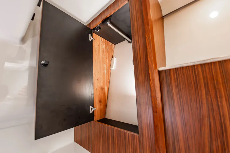 Breeezy Yacht Photos Pics 