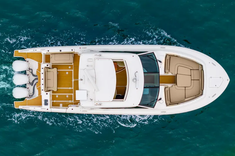 Breeezy Yacht Photos Pics 