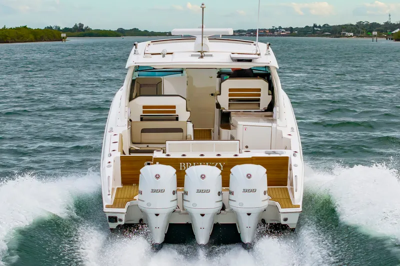 Breeezy Yacht Photos Pics 