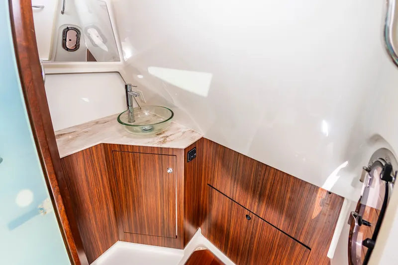 Breeezy Yacht Photos Pics 