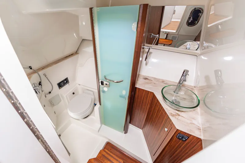 Breeezy Yacht Photos Pics 