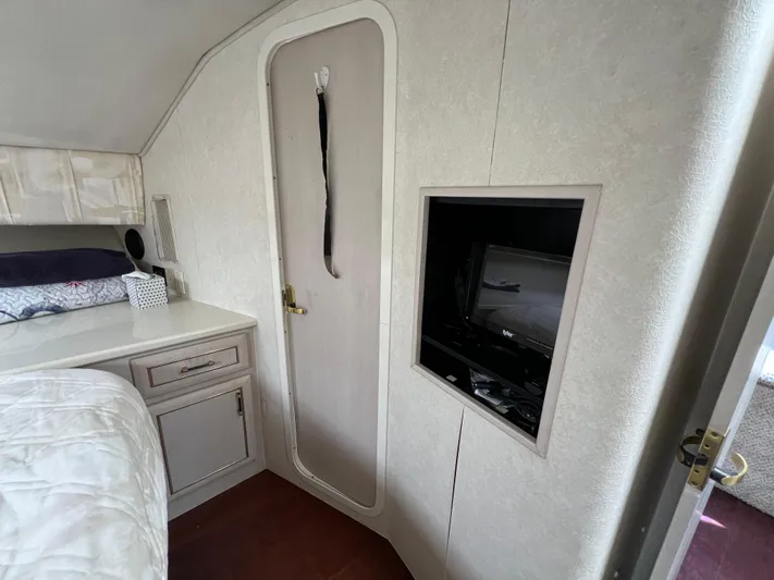 Amities Yacht Photos Pics 