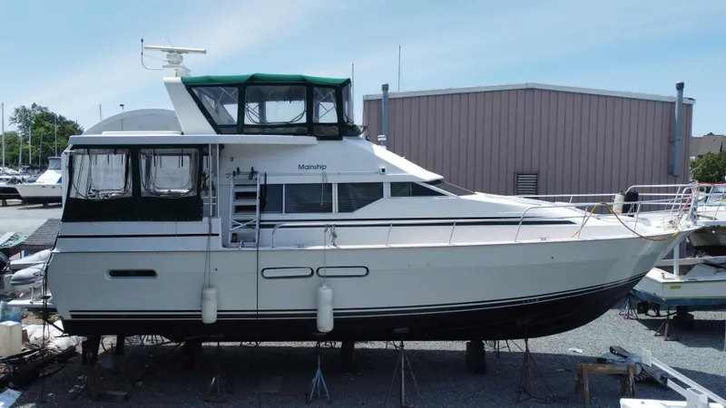 Amities Yacht Photos Pics 