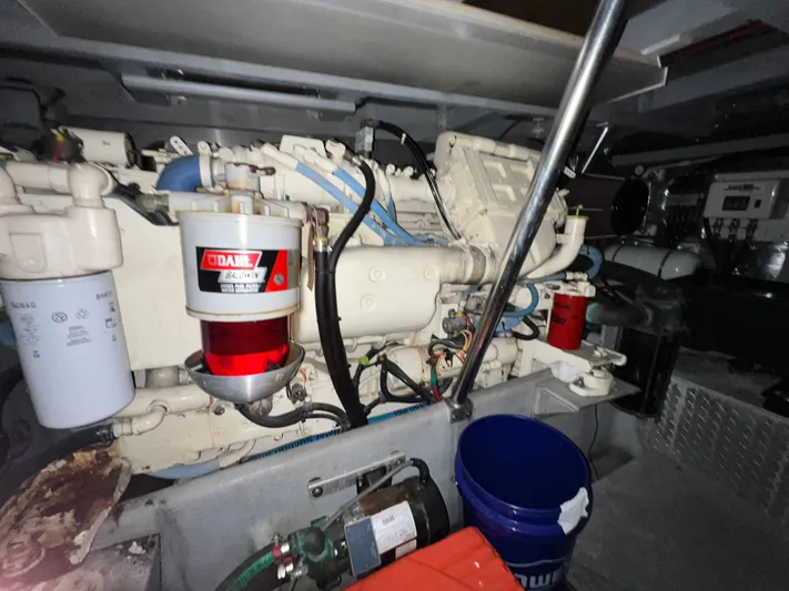 Amities Yacht Photos Pics 