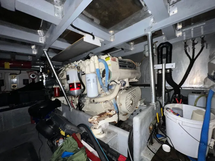 Amities Yacht Photos Pics 