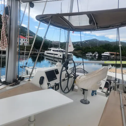 Betty's Dream Yacht Photos Pics Bali 4.3