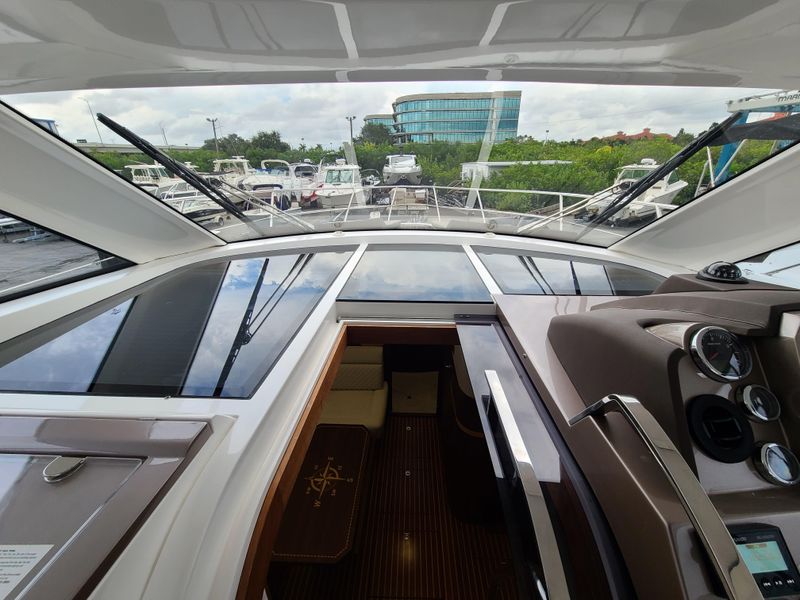 2017 Galeon 385 HTS