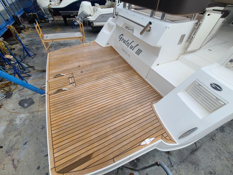 2017 Galeon 385 HTS