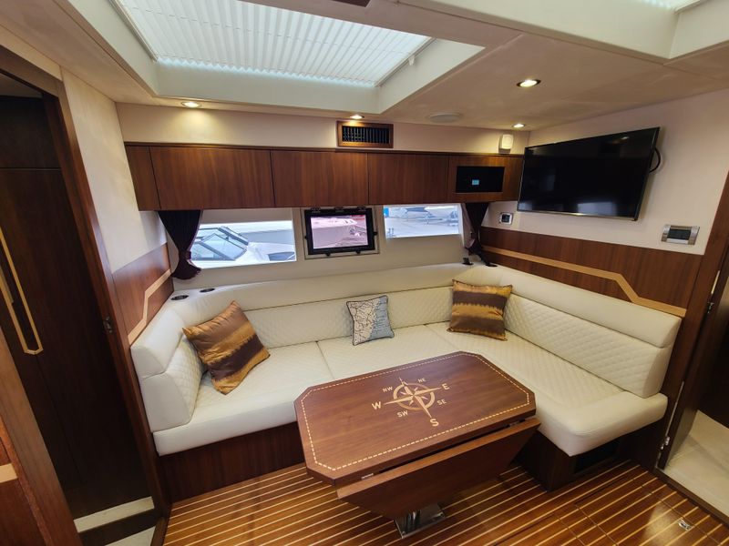 2017 Galeon 385 HTS