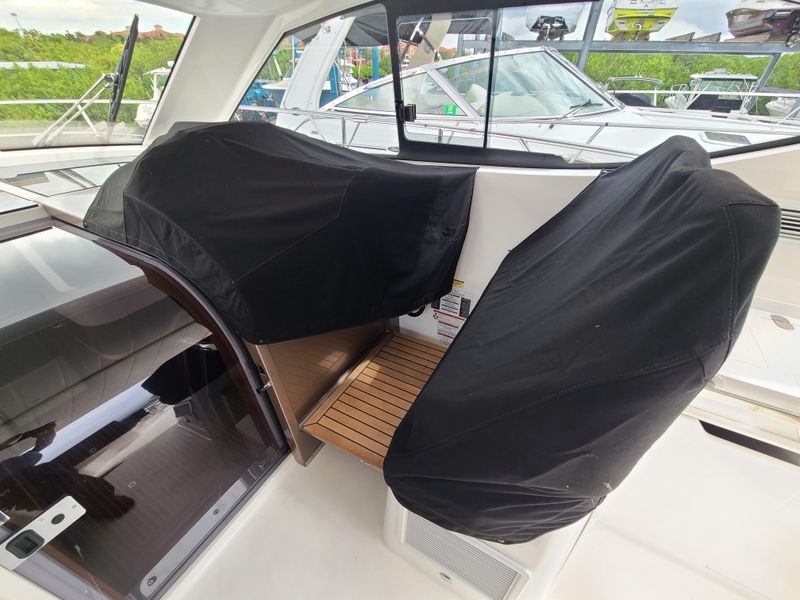 2017 Galeon 385 HTS