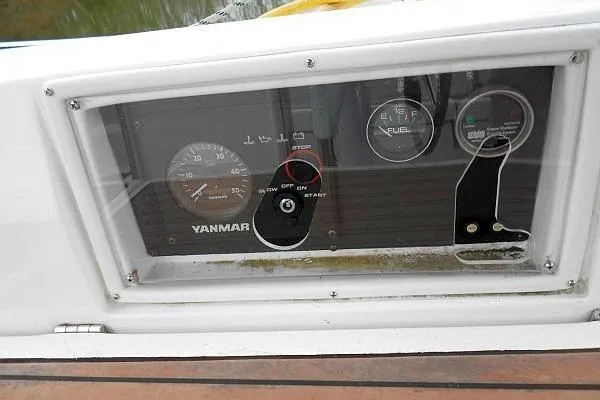 Windependence Yacht Photos Pics Control panel of a 2006 Hunter 38 sailboat with Yanmar engine gauges.