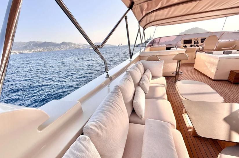 2007 Riva 114 