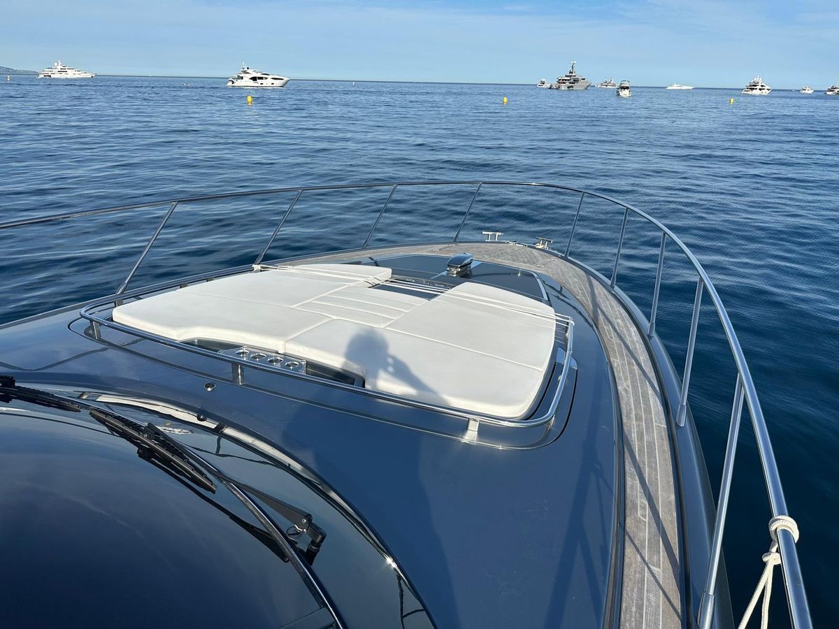 2022 Riva 56 