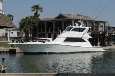 2000 Viking 58 Enclosed
