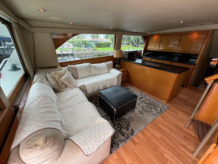 Whiskey Business Yacht Photos Pics Salón Lshape