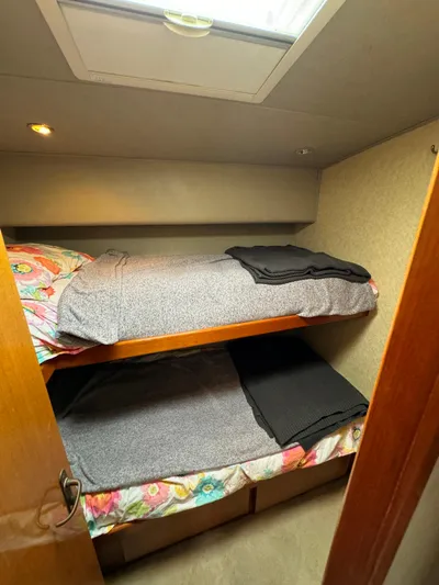 Whiskey Business Yacht Photos Pics Third Stateroom