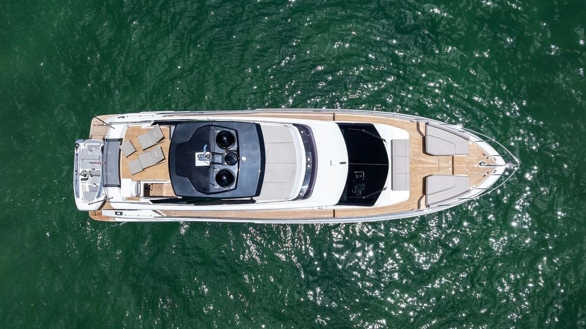 2023 Ferretti Yachts 67 