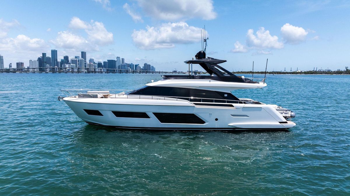 2023 Ferretti Yachts 67 