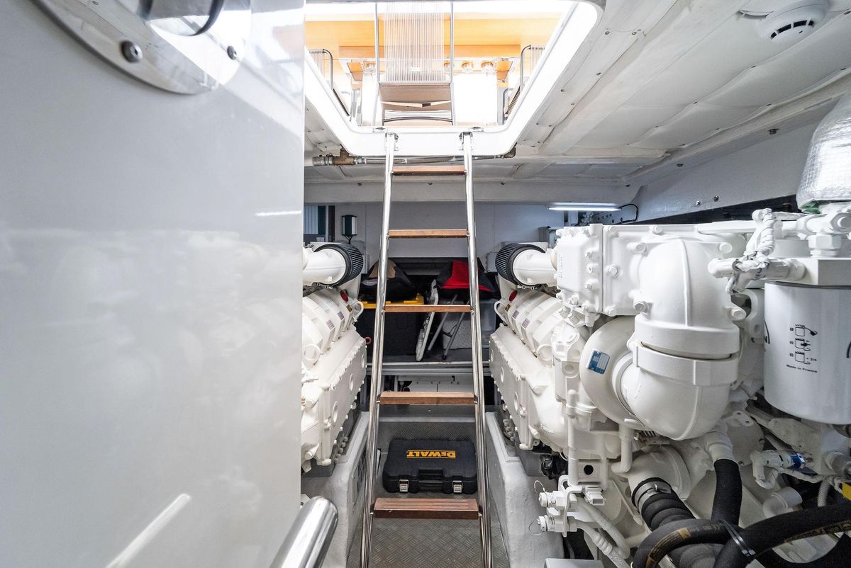 2023 Ferretti Yachts 67 