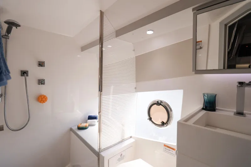 Romaniac Yacht Photos Pics 