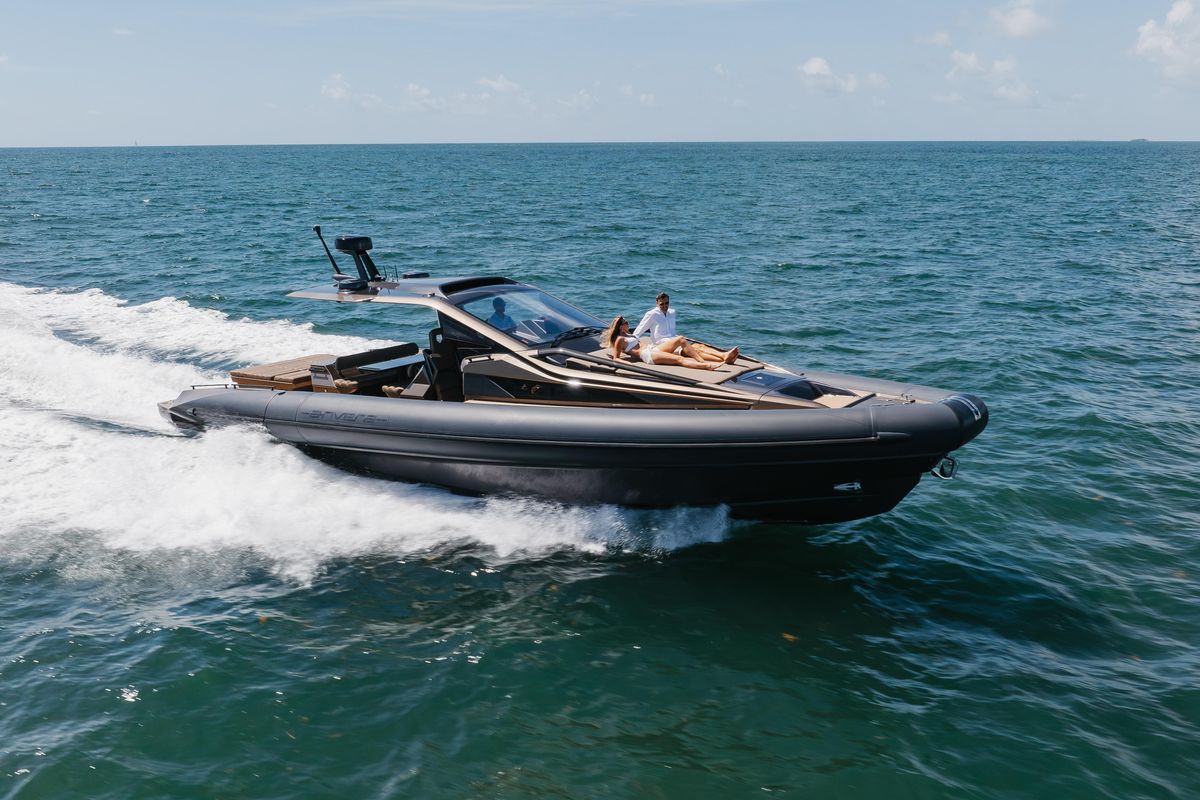 2025 Anvera 48 