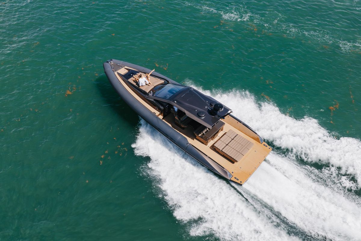 2025 Anvera 48 
